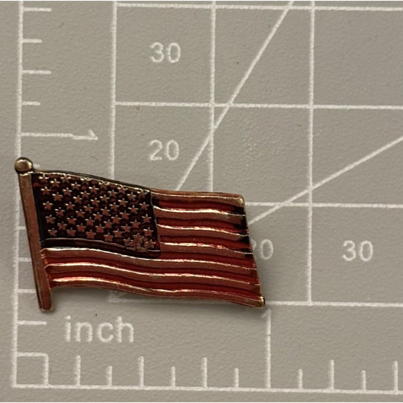 Waving American Flag Lapel Tie Pin – Gold Trim – USA Patriotic – 1" x 0.5" - Picture 5 of 7